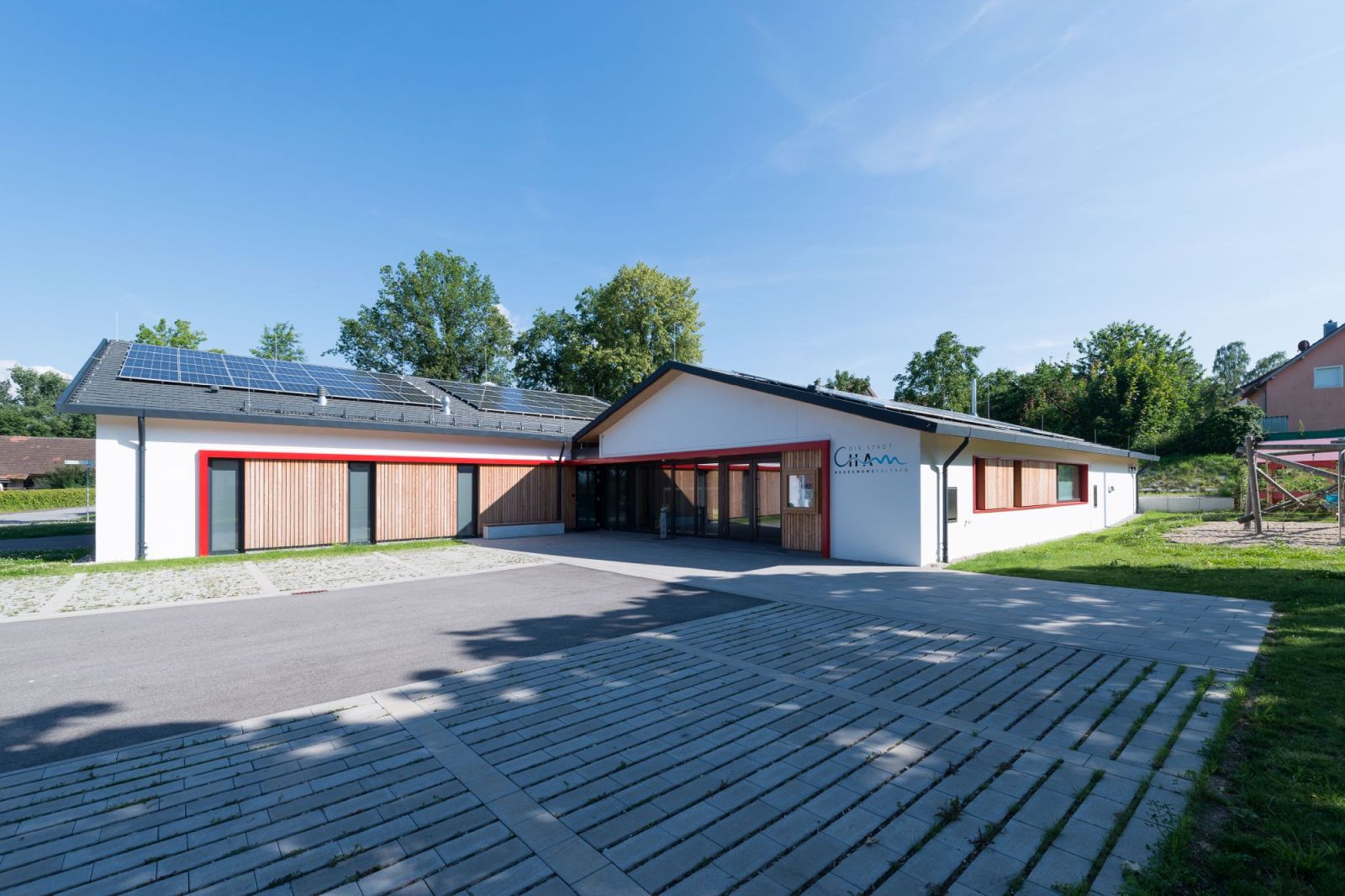 Location: Neubau Feuerwehr Altenmarkt/ Cham
Architekt: Schnabel + Partner Architekten
Bearbeitung: Jürgen Krall Photographie
-------------------------------
Bild Nr.: _241_0927-992
www.krall-photographie.de
