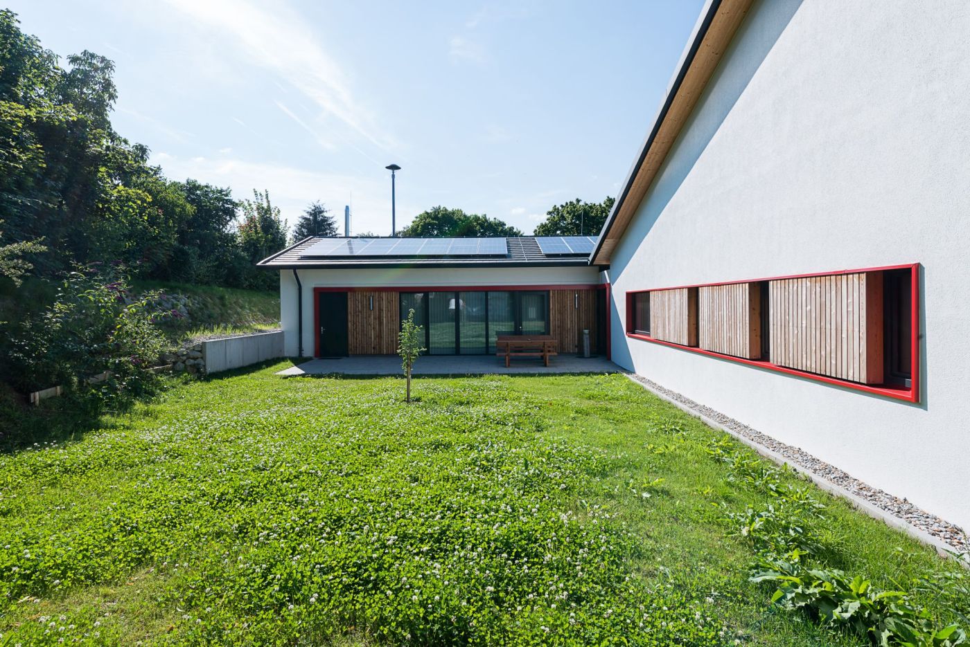 Location: Neubau Feuerwehr Altenmarkt/ ChamArchitekt: Schnabel + Partner ArchitektenBearbeitung: Jürgen Krall Photographie-------------------------------Bild Nr.: _241_0927-992www.krall-photographie.de
