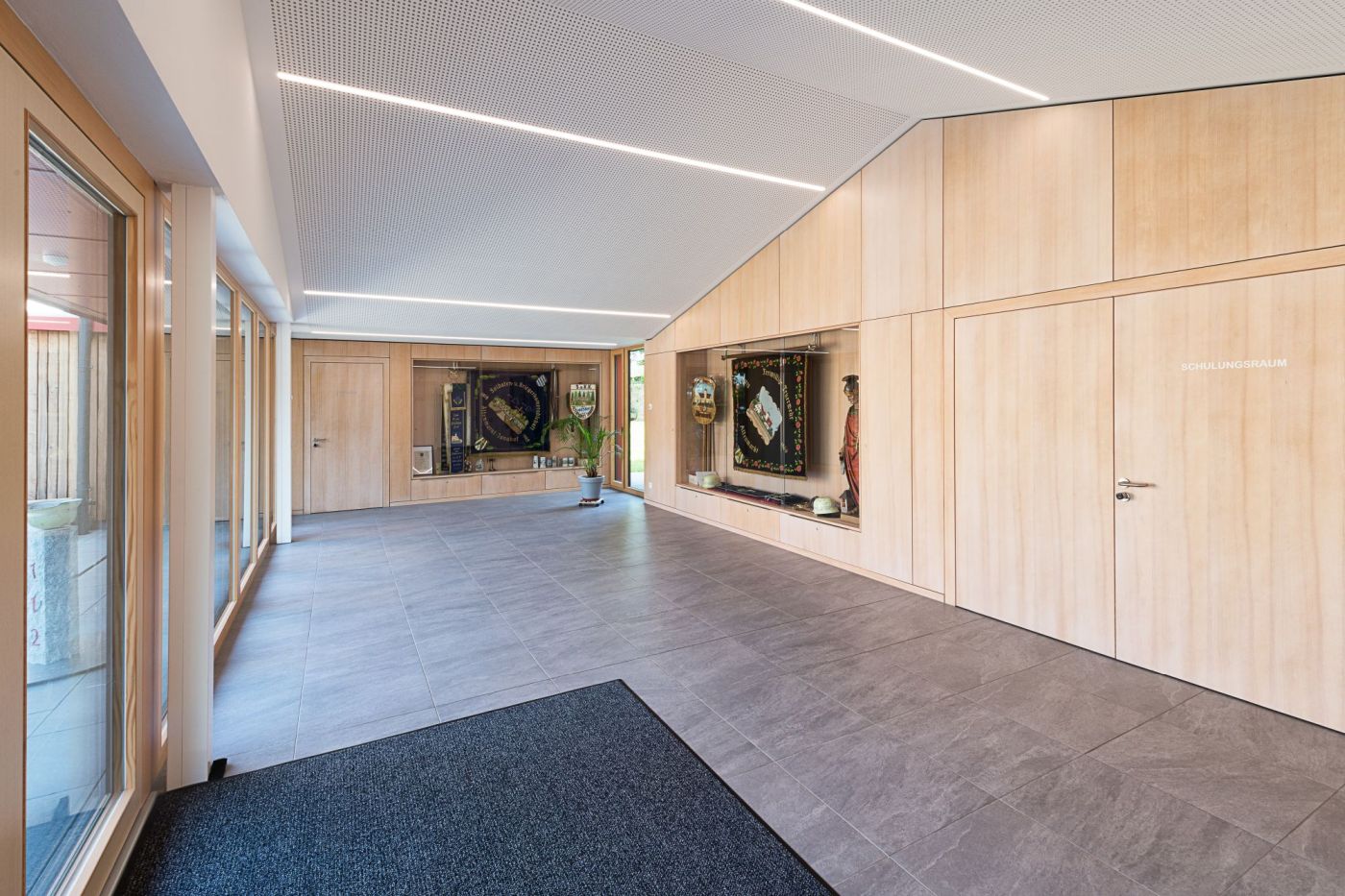 Location: Neubau Feuerwehr Altenmarkt/ ChamArchitekt: Schnabel + Partner ArchitektenBearbeitung: Jürgen Krall Photographie-------------------------------Bild Nr.: _241_0927-992www.krall-photographie.de
