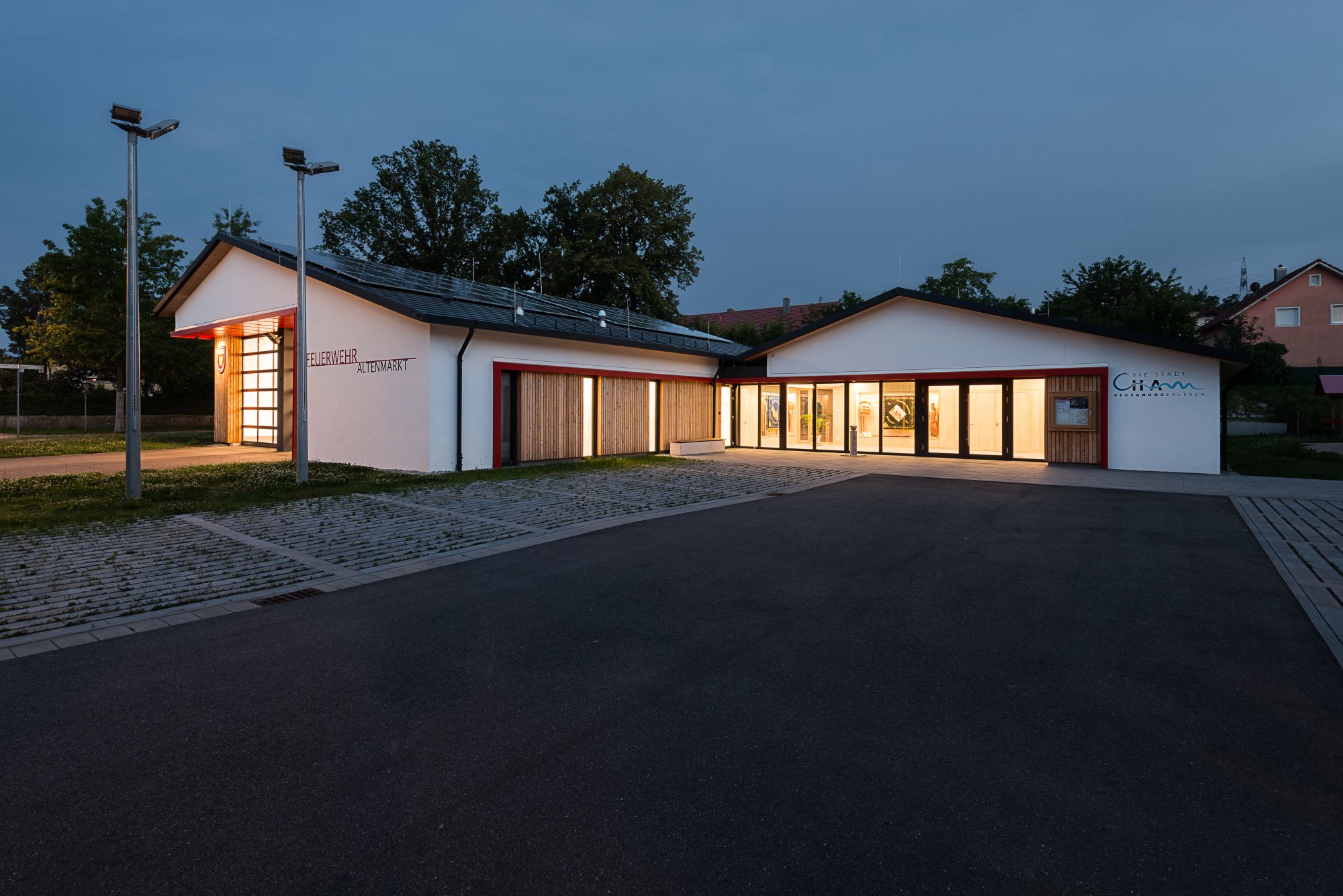 Location: Neubau Feuerwehr Altenmarkt/ ChamArchitekt: Schnabel + Partner ArchitektenBearbeitung: Jürgen Krall Photographie-------------------------------Bild Nr.: _241_0927-992www.krall-photographie.de