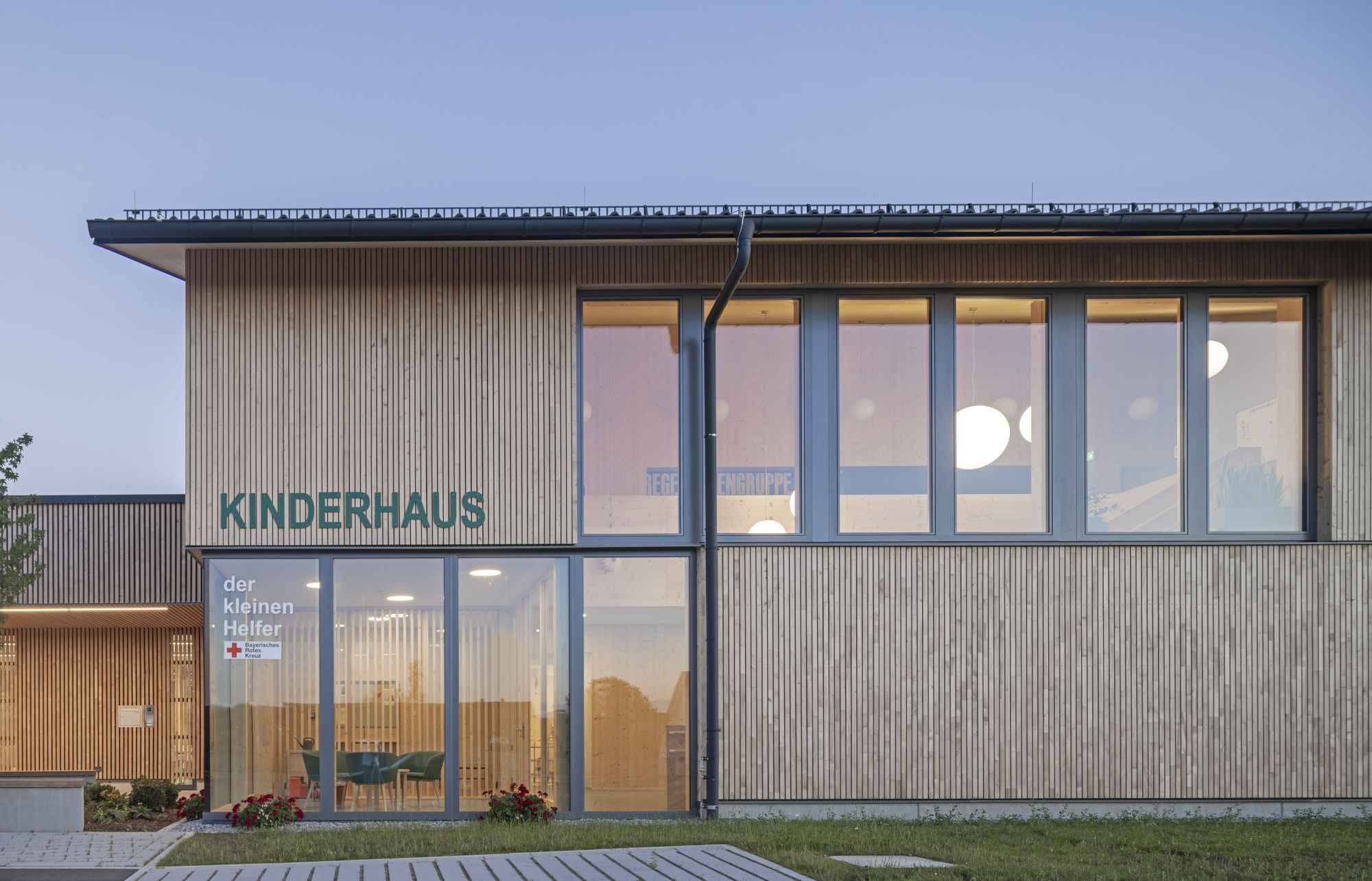 Kinderhaus-und-Feuerwehrhaus-Wetterfeld-29