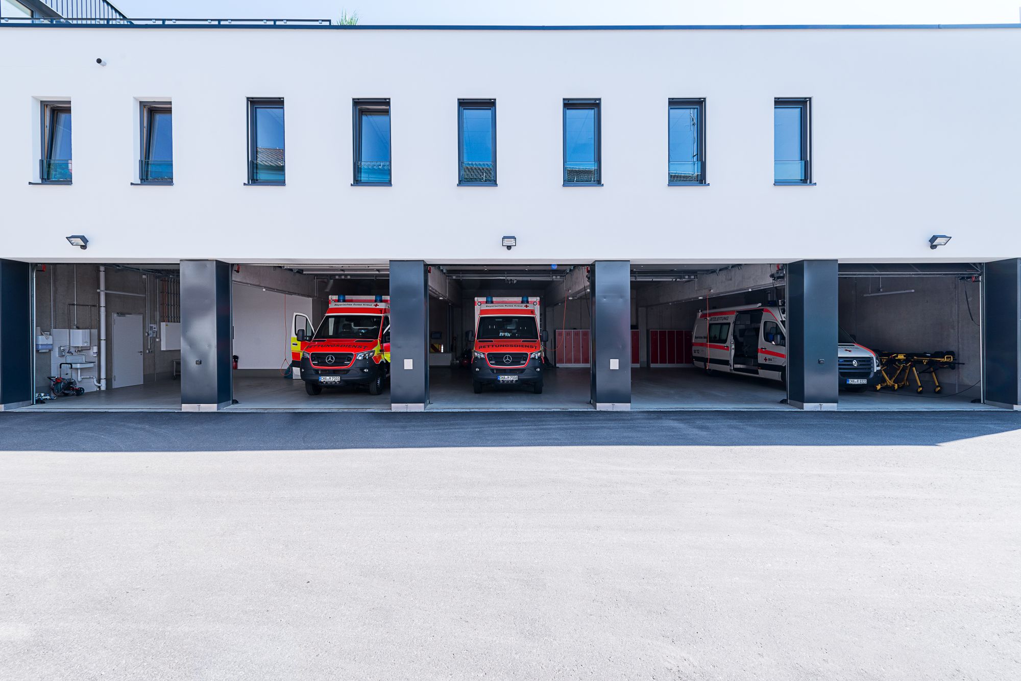 Location: Neubau BRK Cham
Architekt: Schnabel + Partner Architekten
Bearbeitung: Jürgen Krall Photographie
-------------------------------
Bild Nr.: _241_0841-926
www.krall-photographie.de