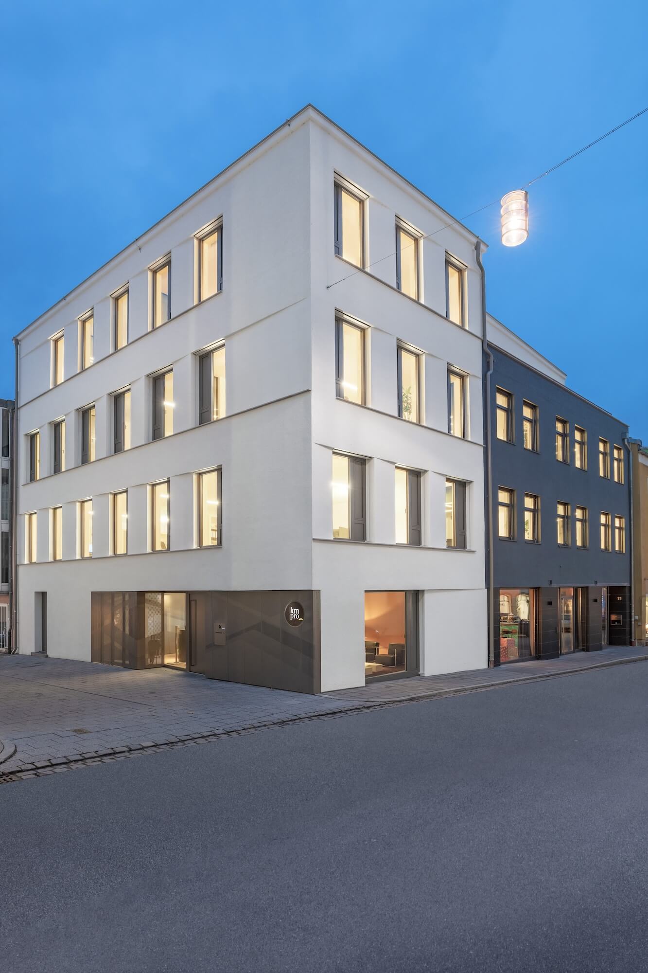geschaeftshaus-neo-1